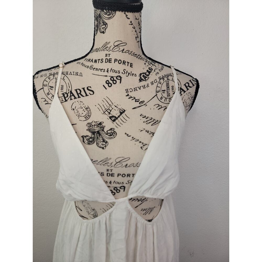 Hello Molly White Midi Dress - Picture 5 of 16